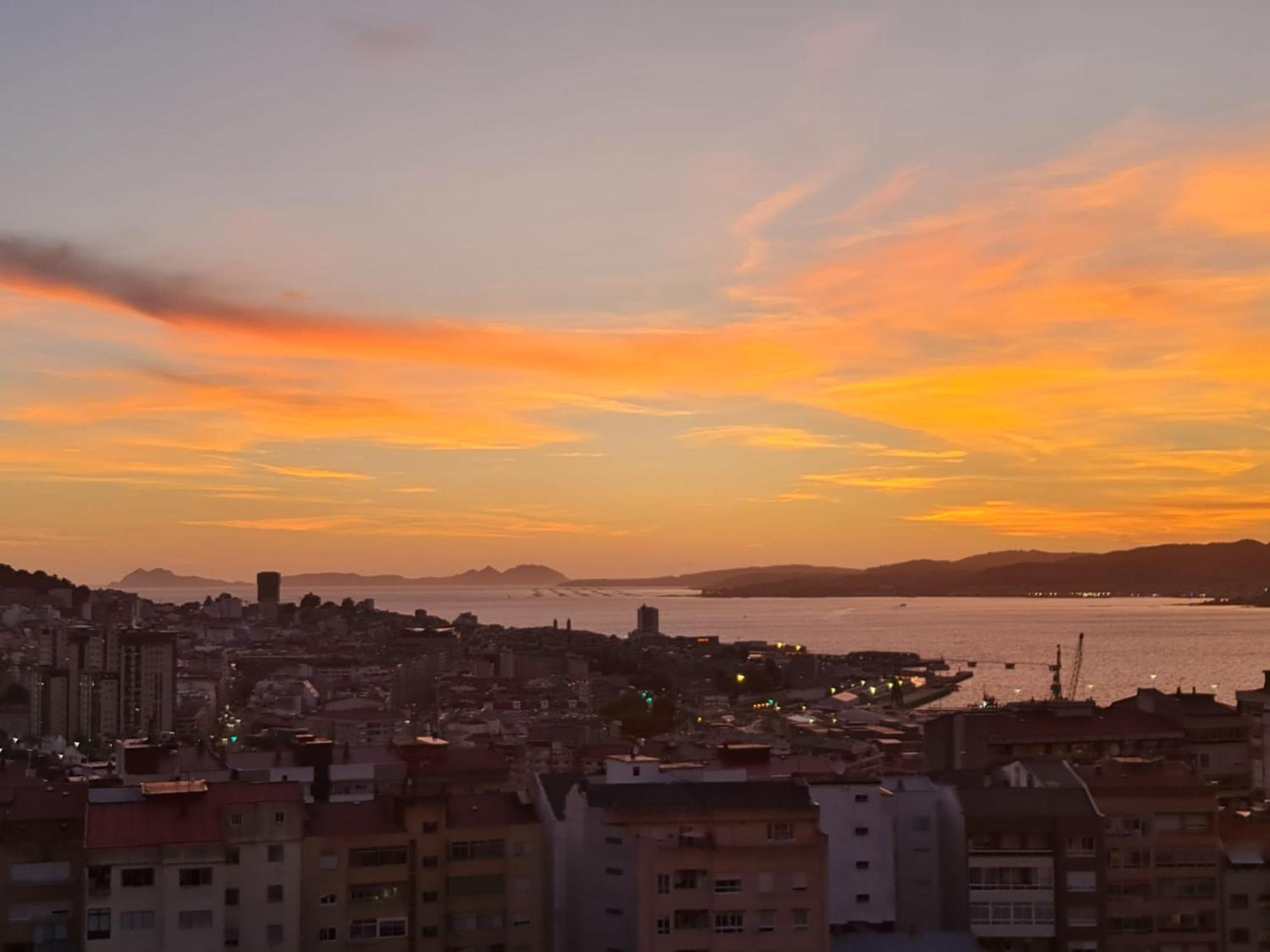 Fabuloso Apartamento Con Vistas A La Ria De 比戈 外观 照片